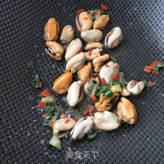 海虹滑蛋的做法步骤：7
