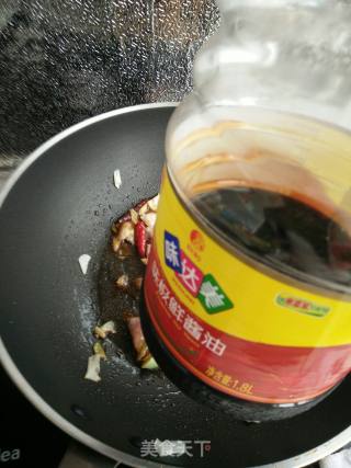 豆皮炒白菜的做法步骤：12
