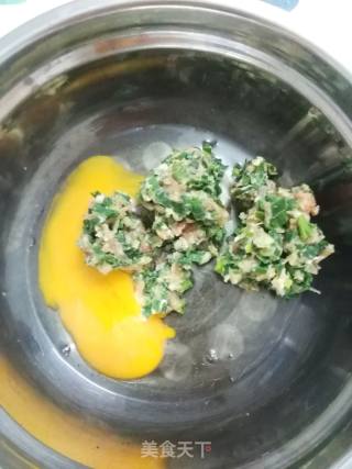 韭菜蛋饼的做法步骤：2