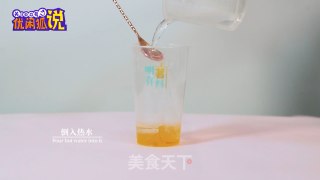 橙橙诱惑 | 热水果茶怎么做，柚子酱和橙子片的新搭配的做法步骤：2