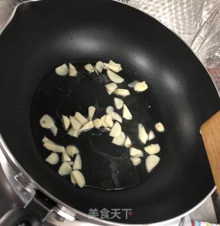 芦蒿炒香干的做法步骤：4