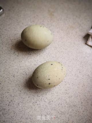 皮蛋豆腐的做法步骤：1