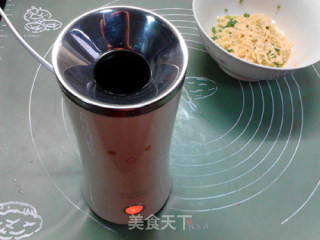 葱香方便面鸡蛋棒的做法步骤：6