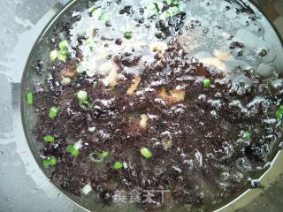 海米紫菜蛋花汤的做法步骤：7