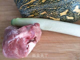 瘦肉南瓜汤的做法步骤：1