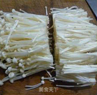 雪菜里脊肉炒金针菇的做法步骤：5