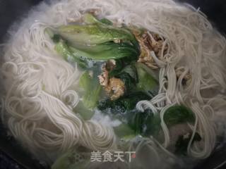 鸡蛋生菜汤面的做法步骤：13