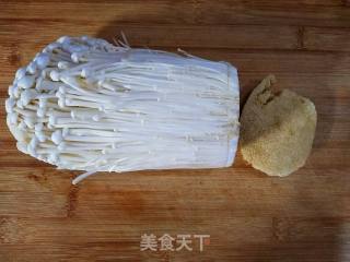 炝拌金针菇的做法步骤：1