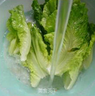 花生米炒生菜的做法步骤：3