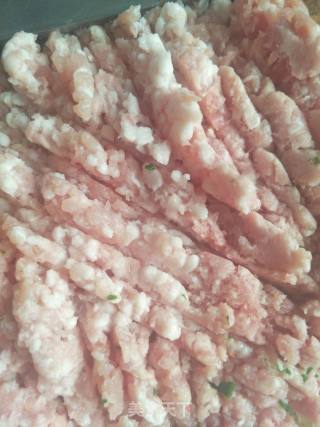 蔬菜肉丸汤的做法步骤：1