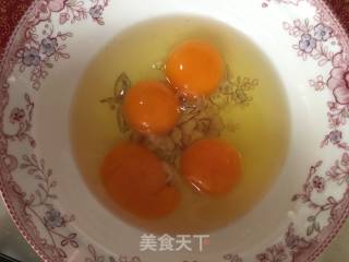 香椿芽炒鸡蛋的做法步骤：3