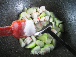 虾味球炒夜开花的做法步骤：9