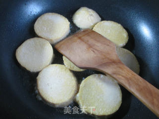 黑木耳鹌鹑蛋烧圆素鸡的做法步骤：3