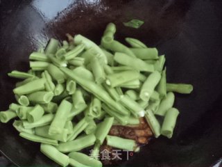 五花肉烧豆角的做法步骤：7