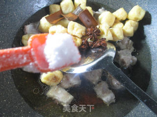 小油豆腐烧排骨的做法步骤：7