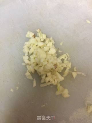 黄豆酱炒春菜的做法步骤：3