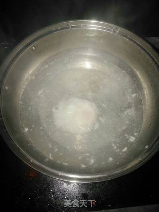 海鲜清汤面的做法步骤：6