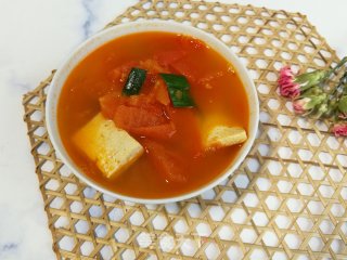 番茄豆腐汤的做法步骤：7