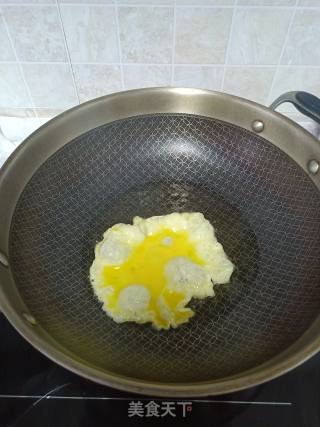 鸡蛋炒芦笋的做法步骤：4