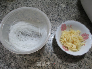 蒜蓉粉丝的做法步骤：1