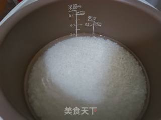 腊肠煲仔饭的做法步骤：8