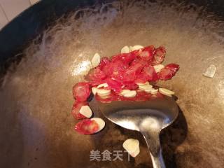腊肠煲仔饭的做法步骤：10