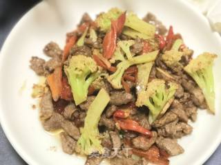 牛肉煸炒有机花菜的做法步骤：8