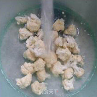 咖喱花菜鸡翅的做法步骤：4
