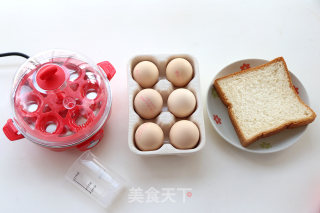 鸡蛋杯&吐司条的做法步骤：1