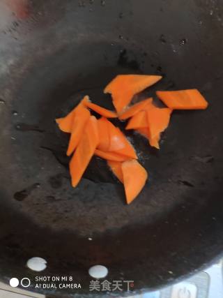 菠萝咕喽肉的做法步骤：7