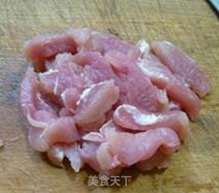 香芹里脊肉炒花菜的做法步骤：7