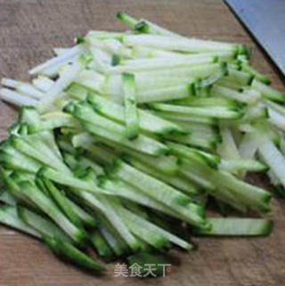 咸肉炒青萝卜的做法步骤：4