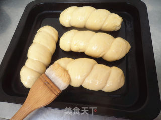 热狗面包的做法步骤：7