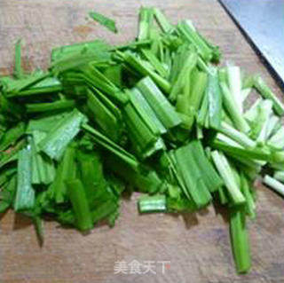 韭菜里脊肉炒冬笋的做法步骤：7