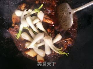 葱头烧排骨的做法步骤：7