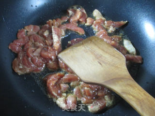 里脊肉炒红椒的做法步骤：7