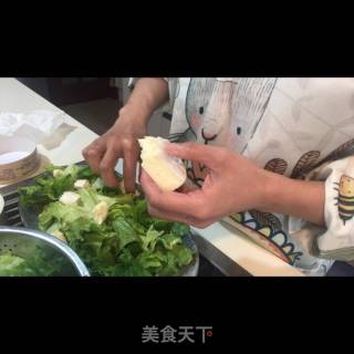 鲑鱼奶酪沙拉的做法步骤：5