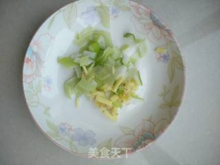 五花肉炒海带的做法步骤：4