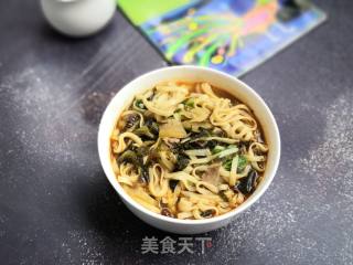 酸菜牛肉面的做法步骤：5