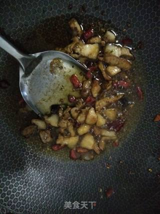 麻辣芹菜炒肉的做法步骤：3