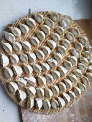 羊肉大葱饺子的做法步骤：3