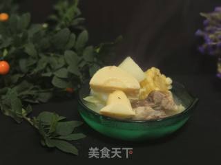玉米冬笋萝卜筒骨汤的做法步骤：6