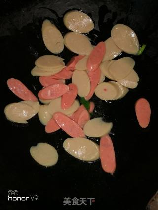 火腿肠炒鸡蛋的做法步骤：5