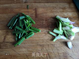 毛葱苗回锅肉的做法步骤：5