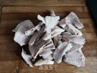 毛葱苗回锅肉的做法步骤：7