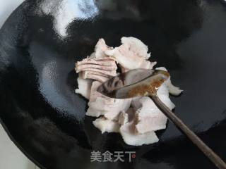 毛葱苗回锅肉的做法步骤：9