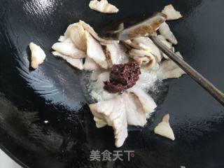 毛葱苗回锅肉的做法步骤：12