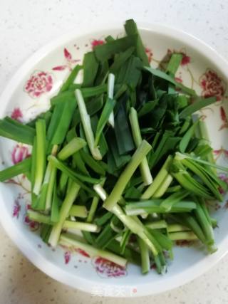 韭菜炒鸡蛋的做法步骤：1