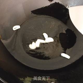 蒜香马兰头的做法步骤：3
