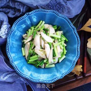 杏鲍菇炒蒜苔的做法步骤：9